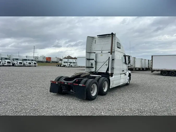 2016 Volvo VNL 760