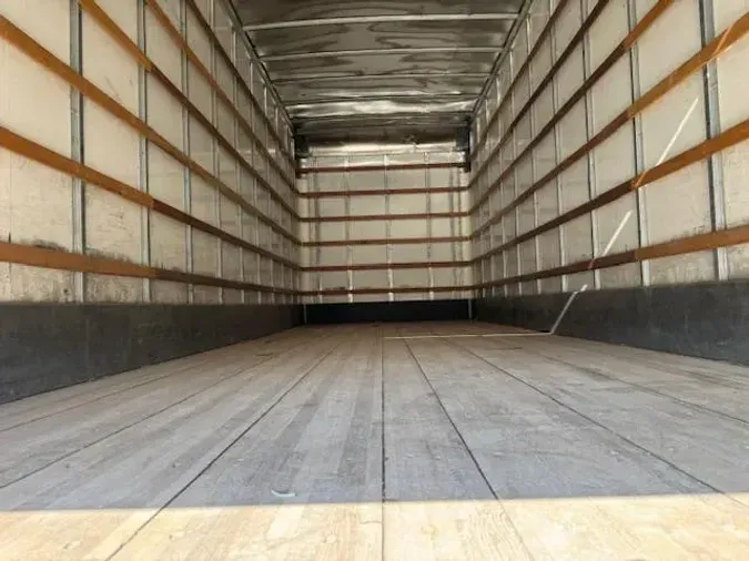 2021 Freightliner Business Class M2 106