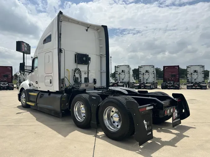 2021 Kenworth T680