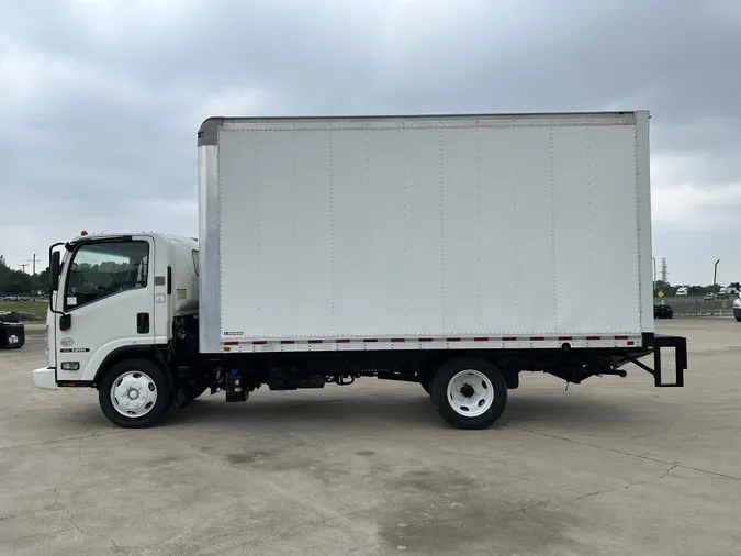 2019 Isuzu NRR