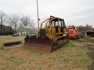 DEERE 750B LT