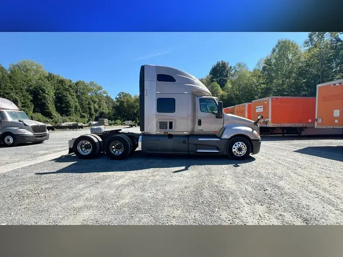 2022 International LT54adc4a7d170e1a0497402f605774eb8