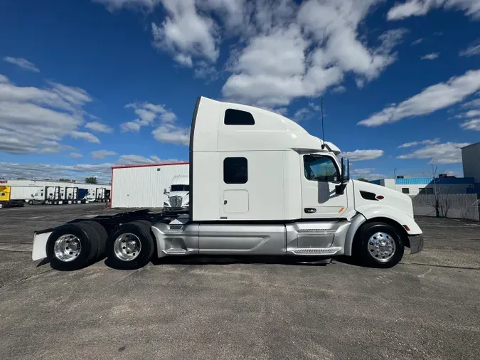 2022 Peterbilt 579