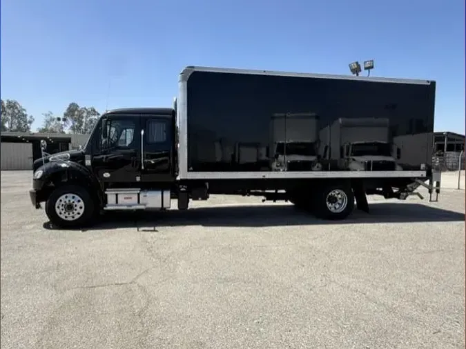 2022 Freightliner Business Class M2 106