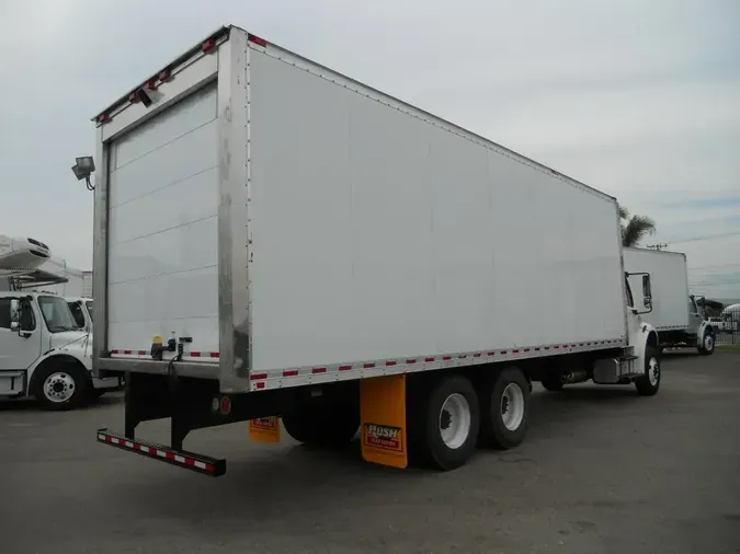 2019 Freightliner Business Class M2 106