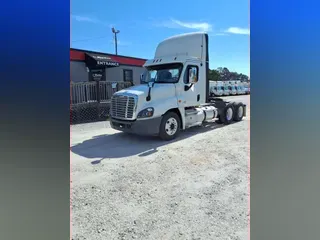2020 FREIGHTLINER/MERCEDES CASCADIA 125