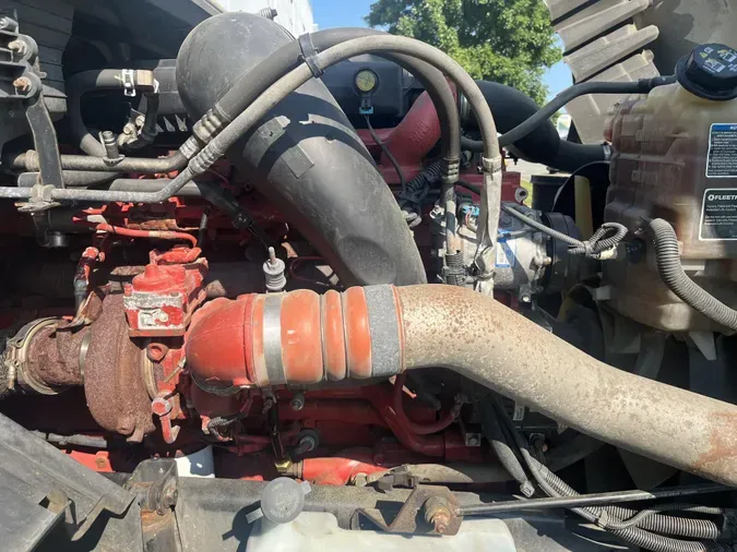 2020 International LT625