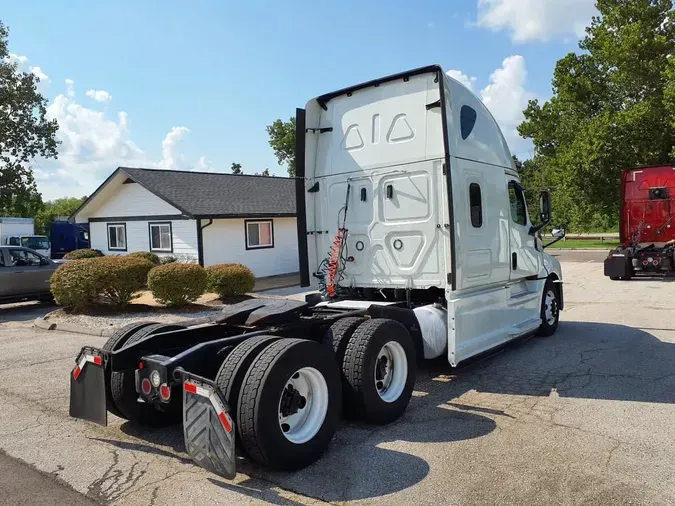2019 FREIGHTLINER NEW CASCADIA PX12664