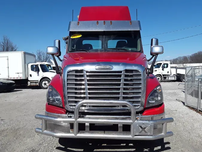 2017 FREIGHTLINER/MERCEDES CASCADIA 125