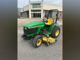 2000 John Deere 4200