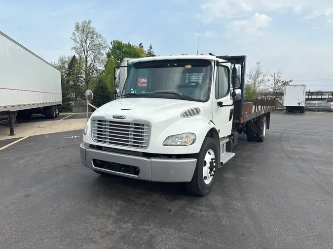 2016 FREIGHTLINER/MERCEDES M2 106