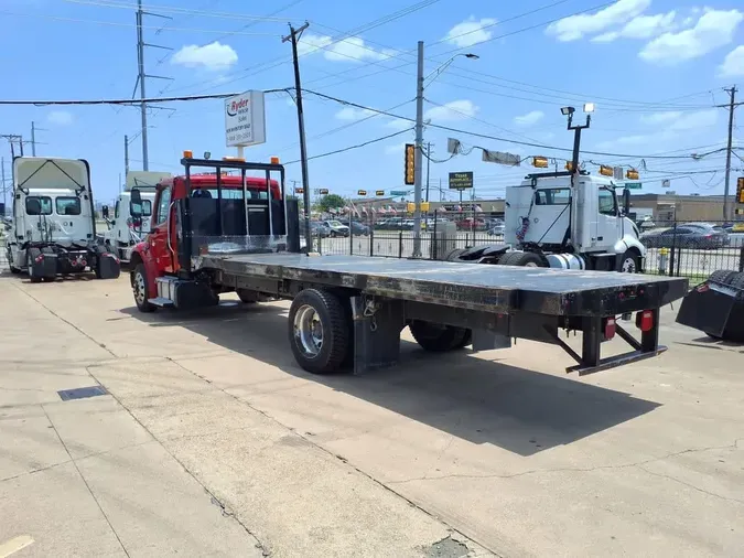2018 FREIGHTLINER/MERCEDES M2 106