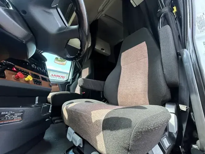 2022 FREIGHTLINER CASCADIA