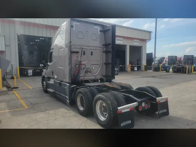2024 Freightliner Cascadia