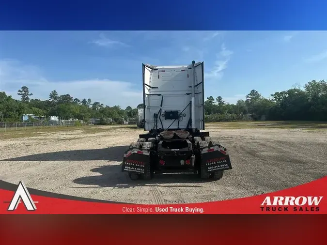 2018 VOLVO VNL670