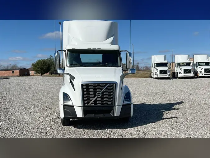 2018 Volvo VNL300