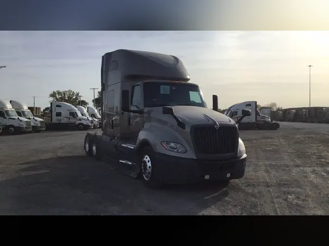 2022 International LT54c0cae265b817f59a39b86a14b5512f
