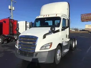 2020 FREIGHTLINER CA126