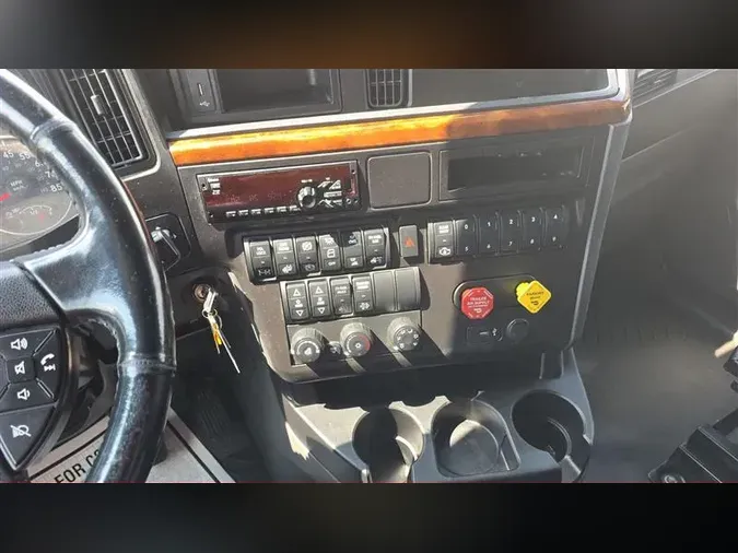 2020 INTERNATIONAL LT625
