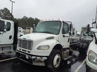 2013 FREIGHTLINER/MERCEDES M2 106