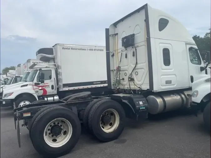 2020 FREIGHTLINER CASCADIA 125