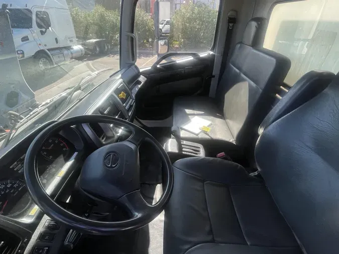 2019 Hino 268A