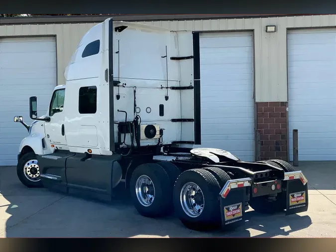 2021 INT LT625 6x4