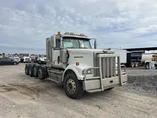 2019 WESTERN STAR 4900