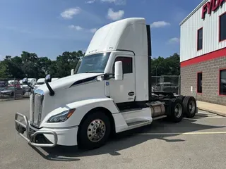 2023 Kenworth T680