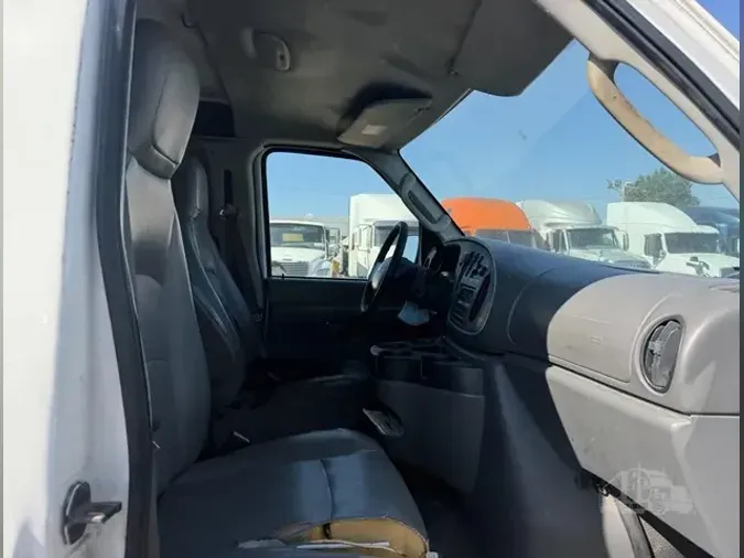 2008 FORD E150
