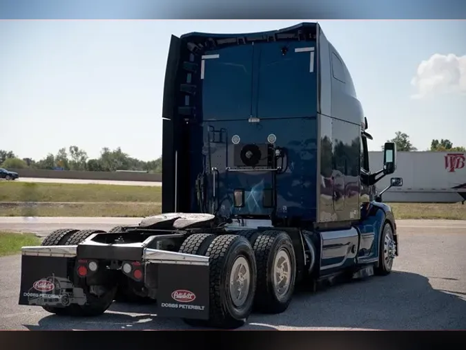 2020 PETERBILT 579