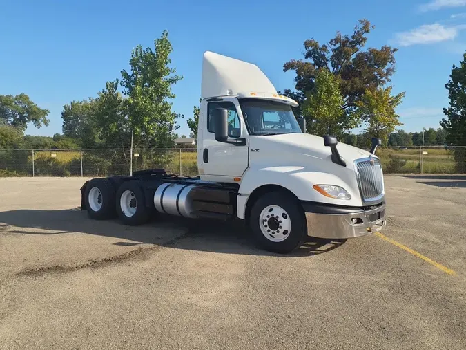 2018 NAVISTAR INTERNATIONAL LT625 DAYCAB T/A