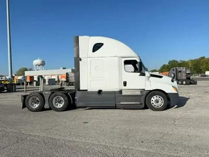 2020 Freightliner Cascadia