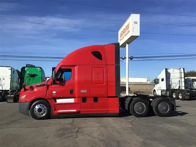 2022 FREIGHTLINER CA126