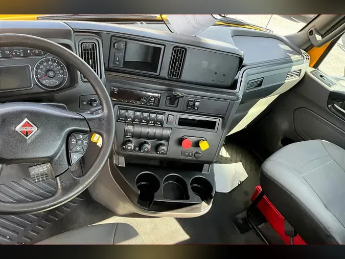 2019 INT LT625 6x4