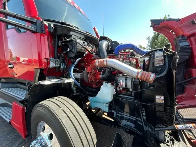 2022 KENWORTH T680