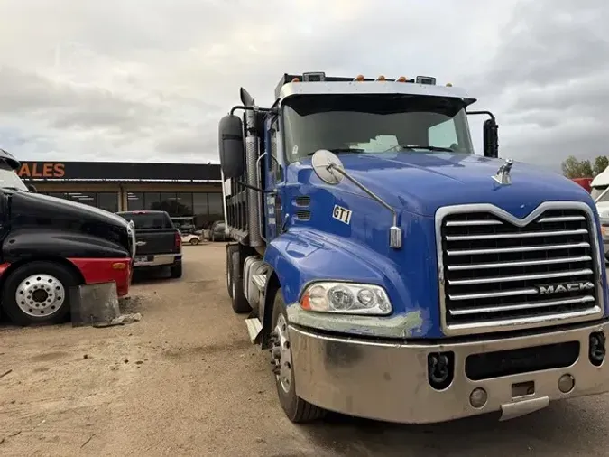 2016 MACK PINNACLE CXU61354db832e14ec4b2a03a117c39496a506