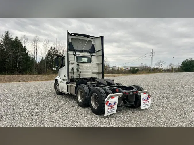 2018 Volvo VNL300