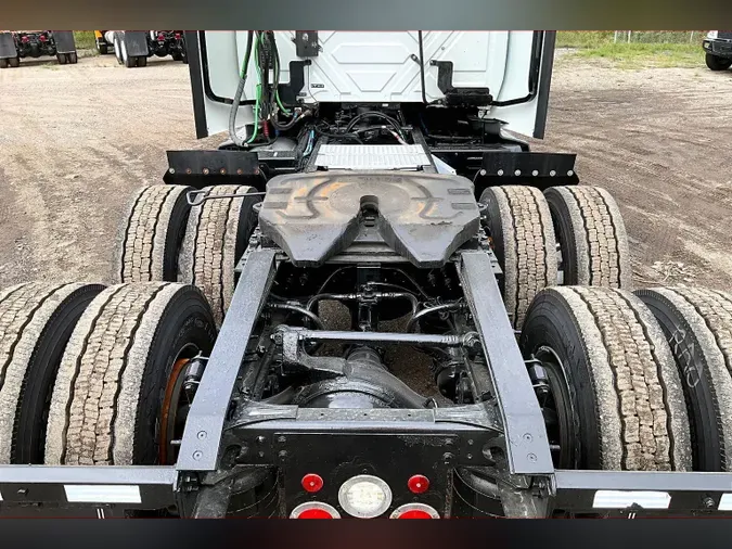 2021 INT LT625 6x454dc461e2cfb5897cd11fe3584e5668c