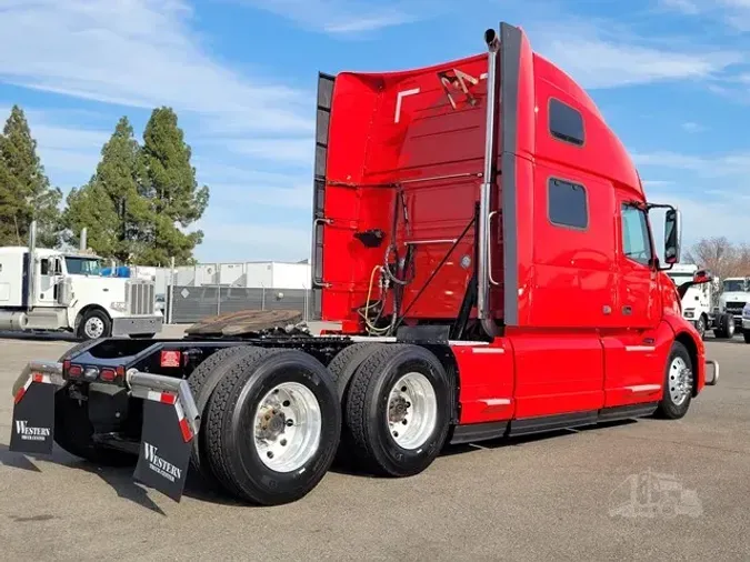 2023 VOLVO VNL64T860