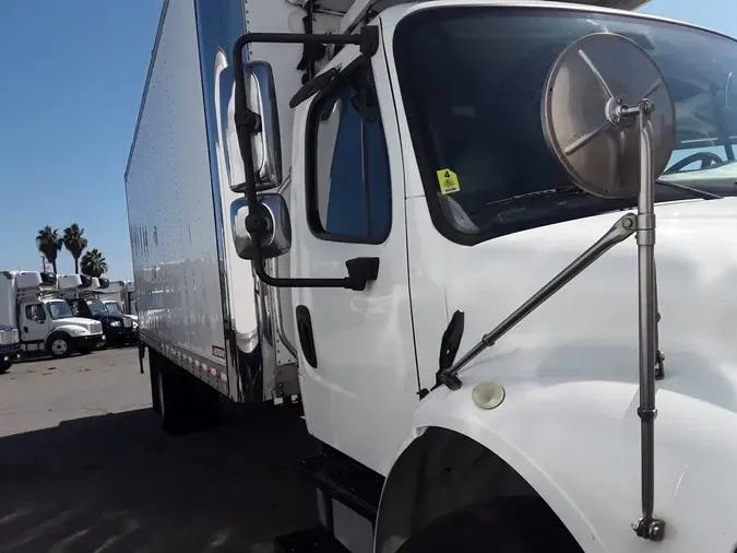 2019 FREIGHTLINER M2 106