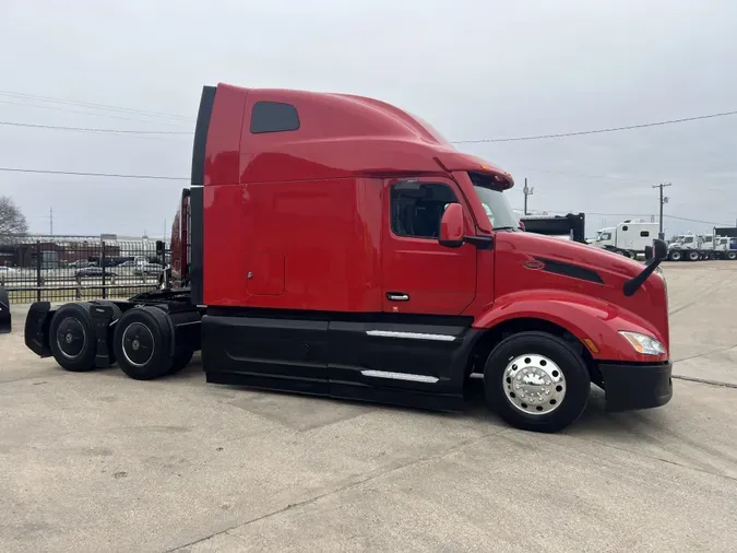 2023 Peterbilt 579