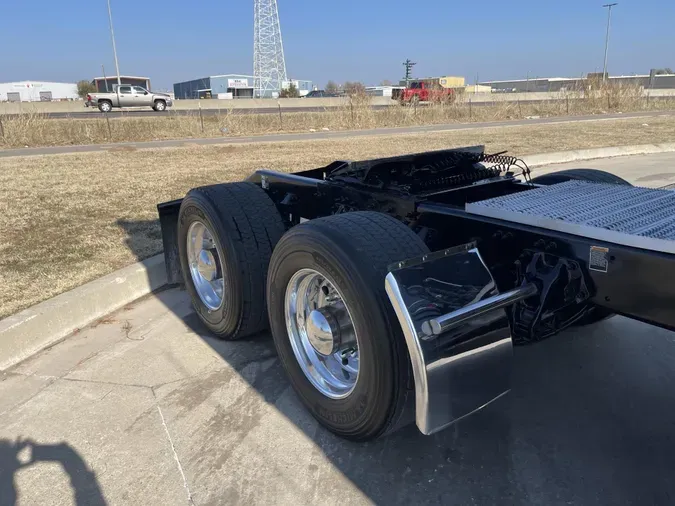 2022 Peterbilt 38954eab20de7a32f36883ed71813cae72b