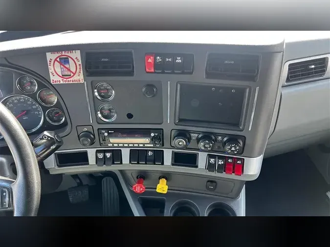 2021 KENWORTH T68054ee17f36440b1048e4729a3b3cdba05