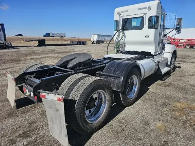 2013 KENWORTH T660