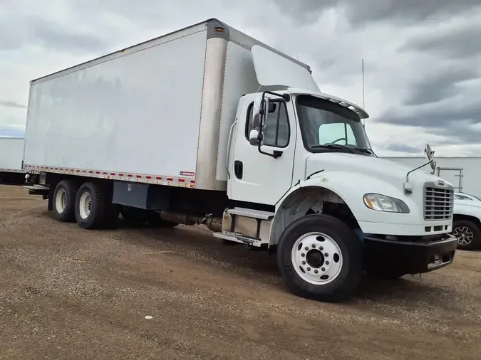 2017 FREIGHTLINER M2 106