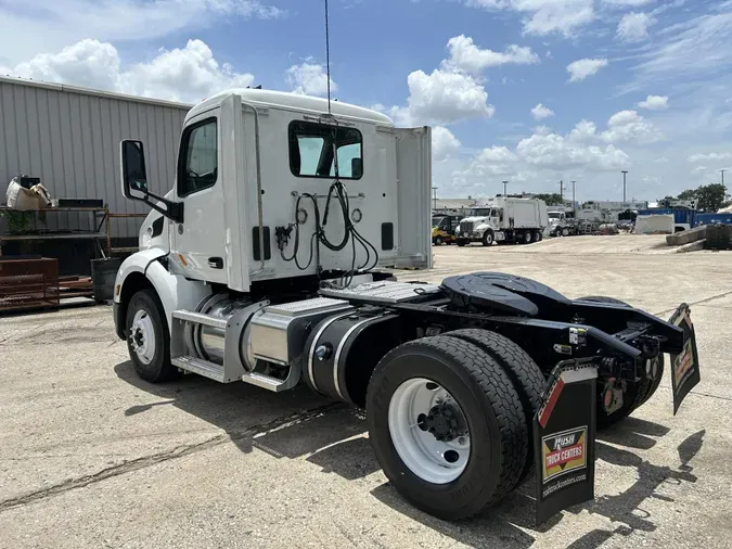 2022 Peterbilt 579