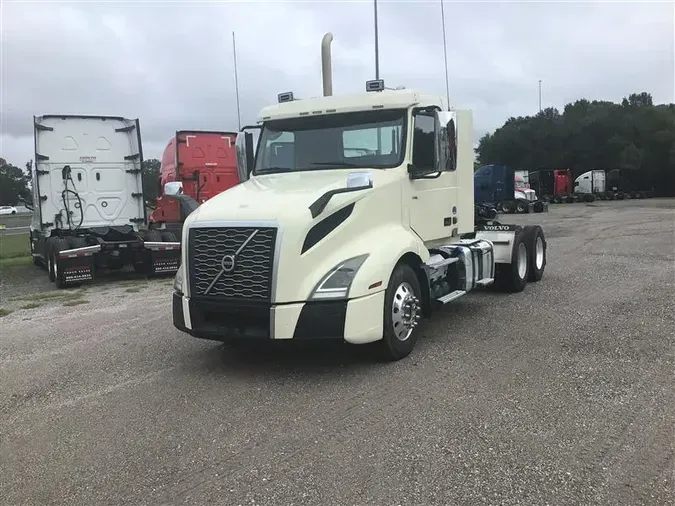 2019 VOLVO VNL30054f5e9795316d3b0af147b18373d401b