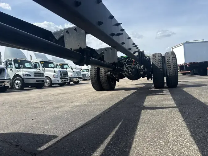 2019 FREIGHTLINER/MERCEDES M2 10654f7a353dedbda07abde8a7b3486b6d2
