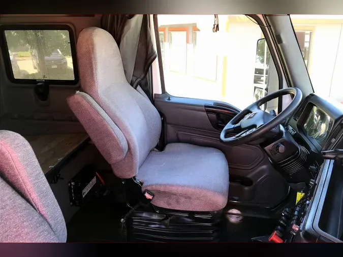 2021 INT LT625 6x4